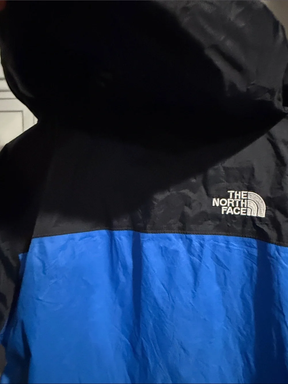 The North Face DryVent Rain Jacket Mens Hooded Windbreaker medium